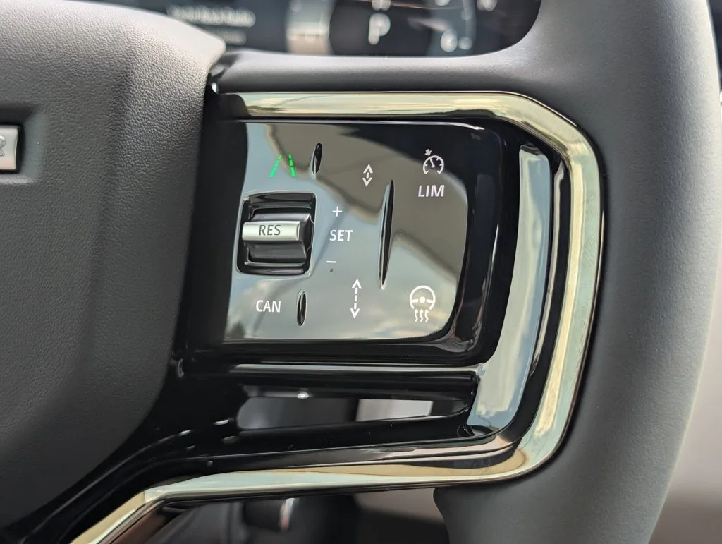 New 2026 Tribeca Blue Land Rover S image 27