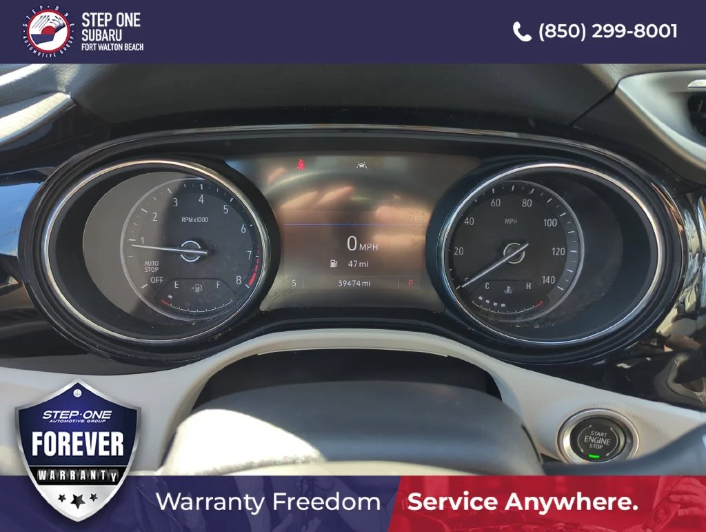 Used 2022 Red Buick Select image 38