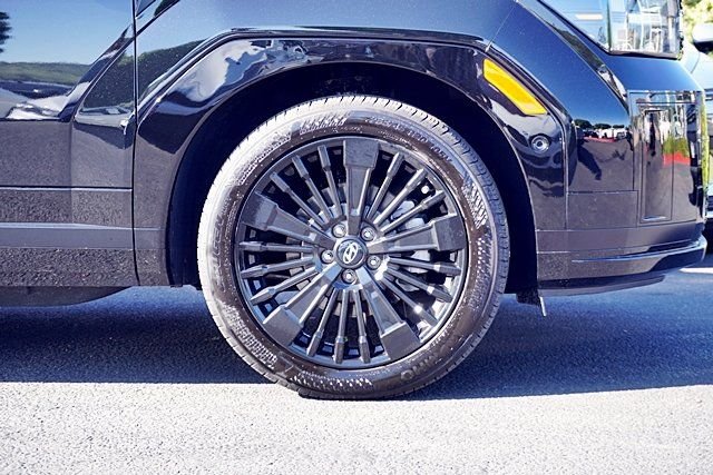Used 2025 Black Hyundai Calligraphy image 7