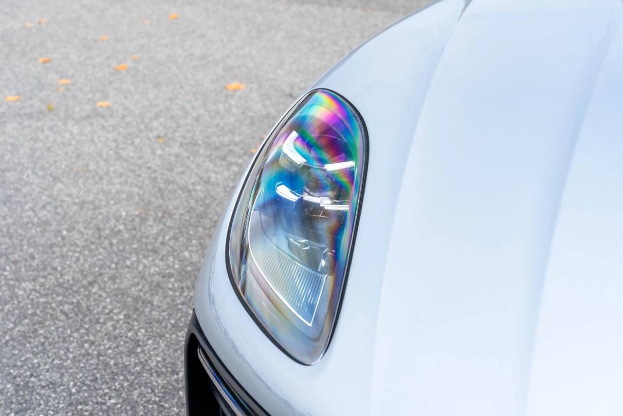 Used 2026  Porsche  image 19
