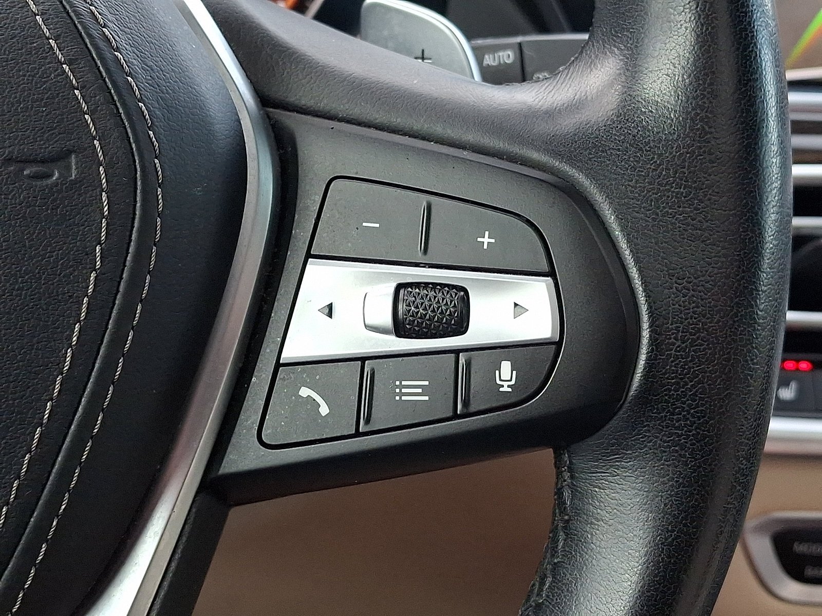 Used 2019 Alpine White BMW xDrive40i image 24