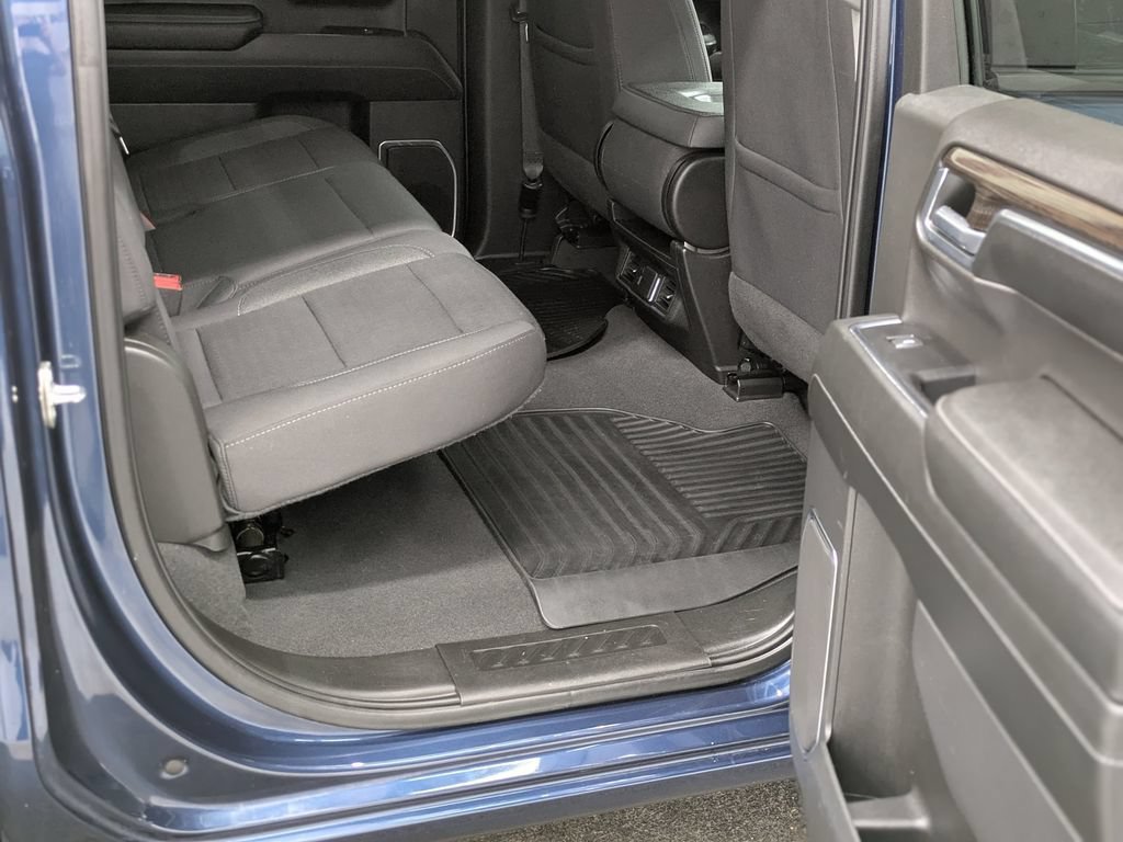 2023 Chevrolet Silverado 1500 LT - Photo 28
