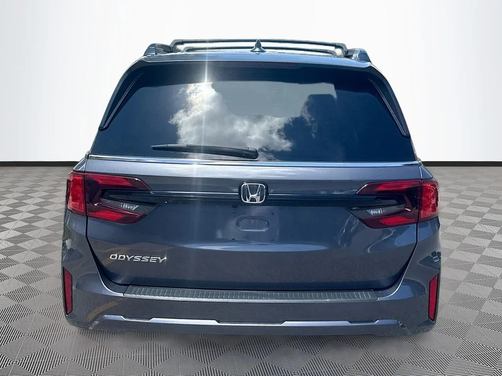Used 2025  Honda EX-L image 7