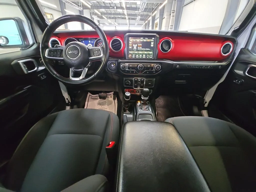 Used 2019 White Jeep Unlimited Rubicon image 21