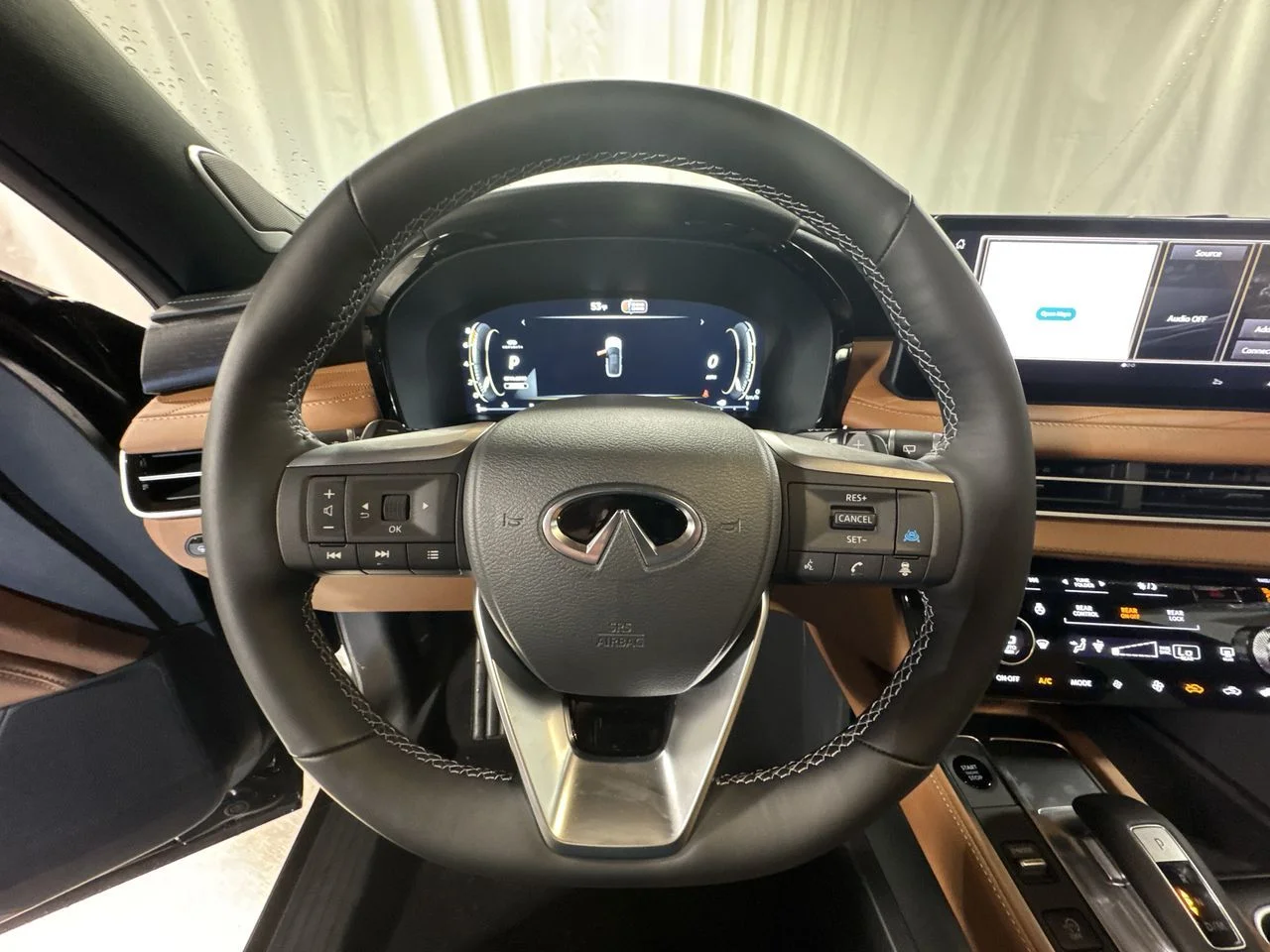 Used 2026 Black INFINITI Autograph image 22