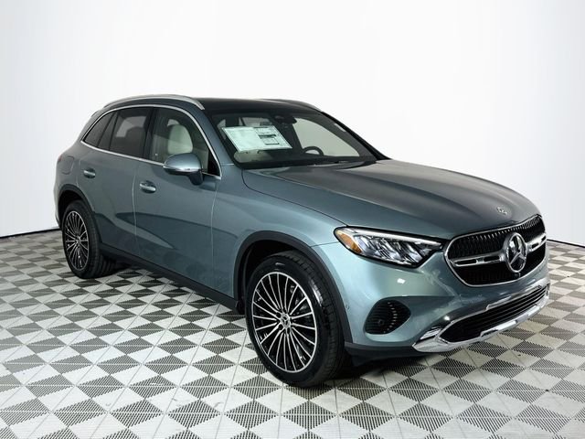 New 2026 Verde Silver Metallic Mercedes-Benz GLC 300 image 1