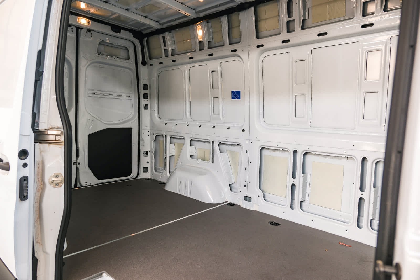 New 2025 Arctic+White Mercedes-Benz Cargo 144WB High Roof RWD 2.0L I4 Diesel Turbo SO image 50