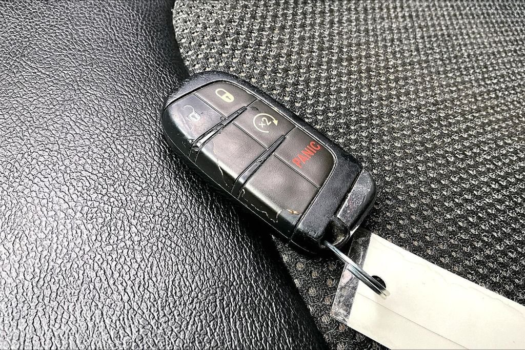 Used 2020 Red Jeep Trailhawk image 10