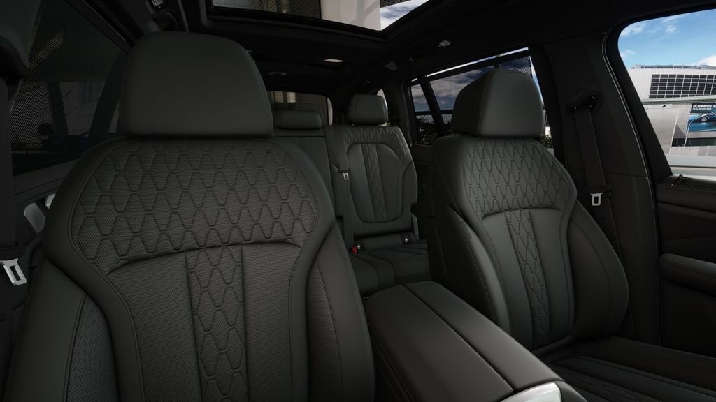 2026 BMW X7 M60i - Photo 42