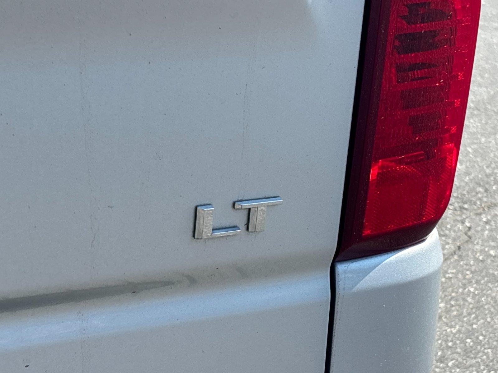 Used 2019 Silver Ice Metallic Chevrolet LT image 10