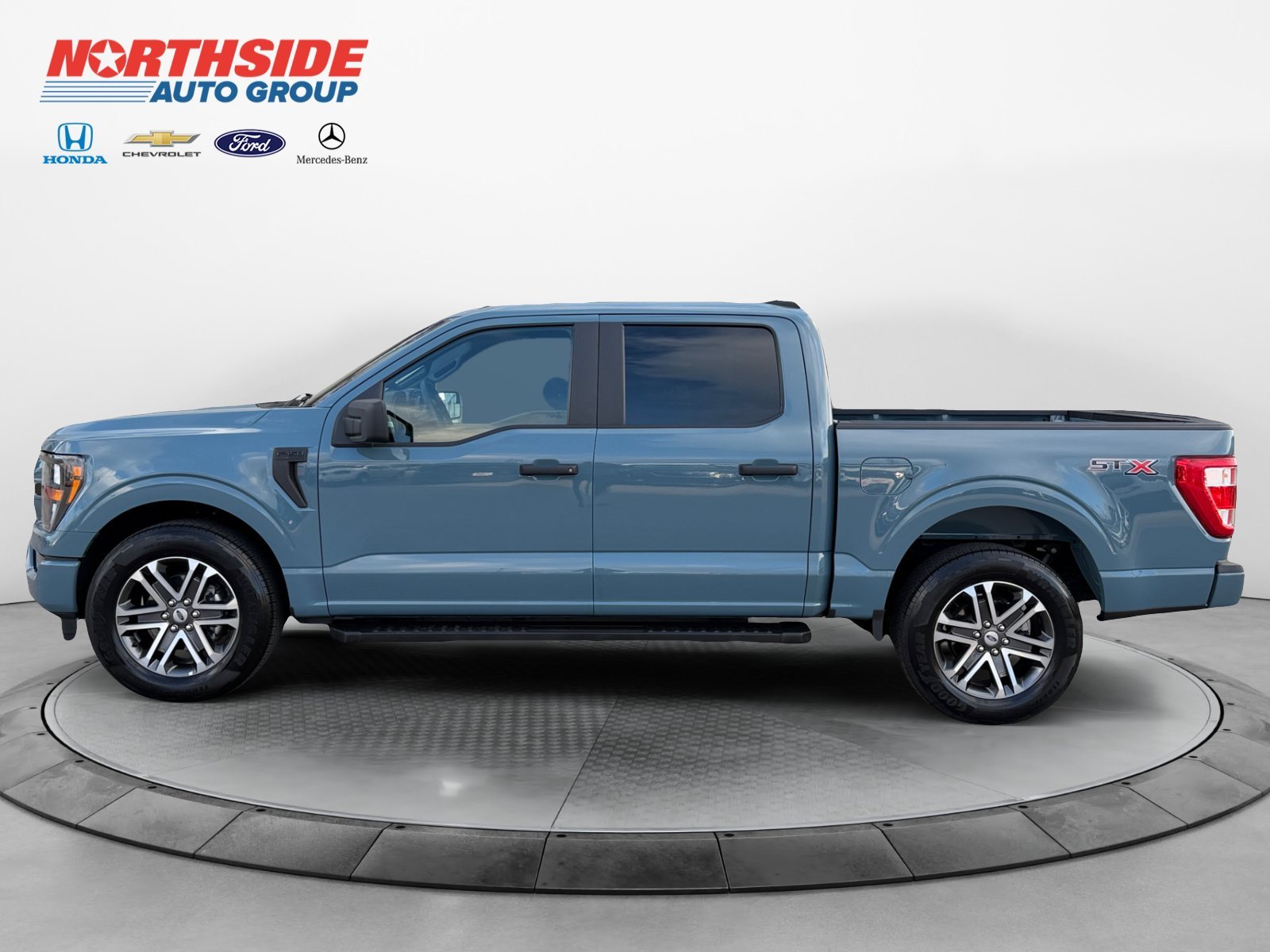 Certified Used 2023 Area 51 Blue Ford XL image 4