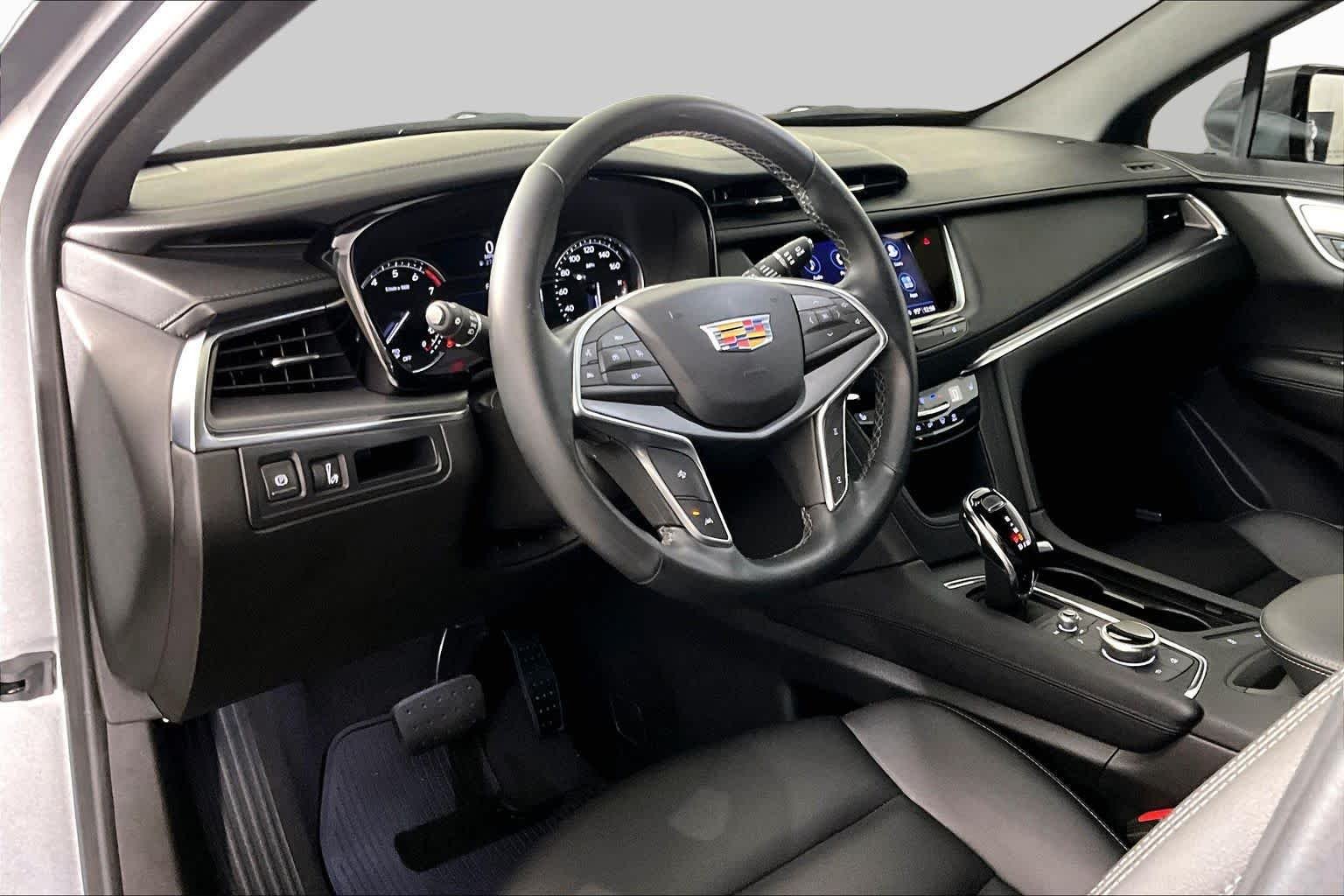 Used 2024 Argent Silver Metallic Cadillac FWD Luxury image 16