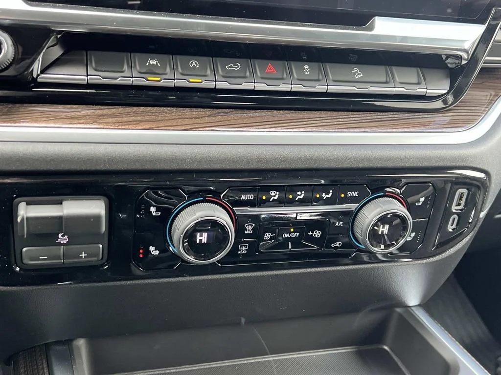 2026 Chevrolet Silverado 1500 LT - Photo 17