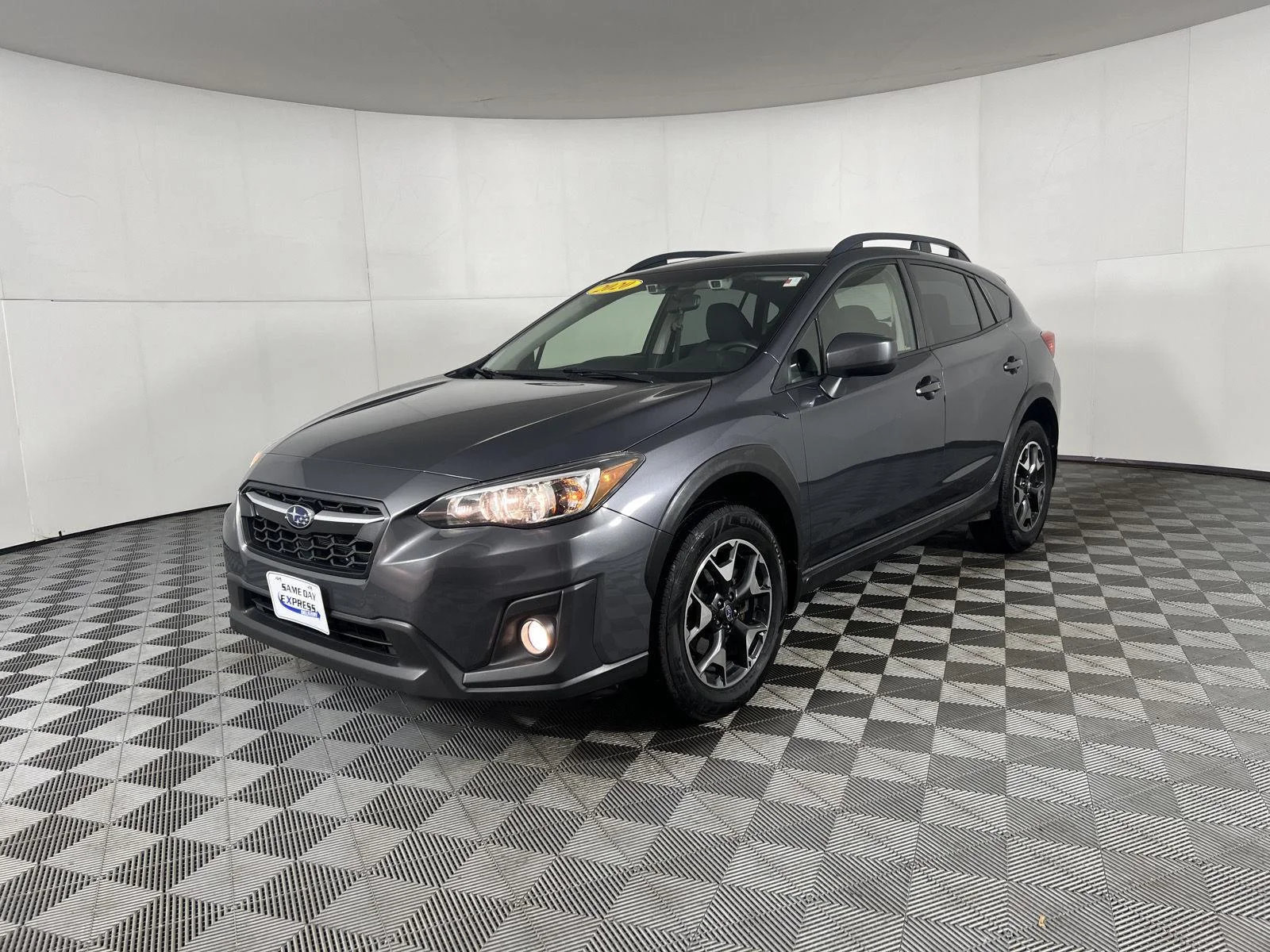 Used 2020 Magnetite Gray Metallic Subaru Premium image 4