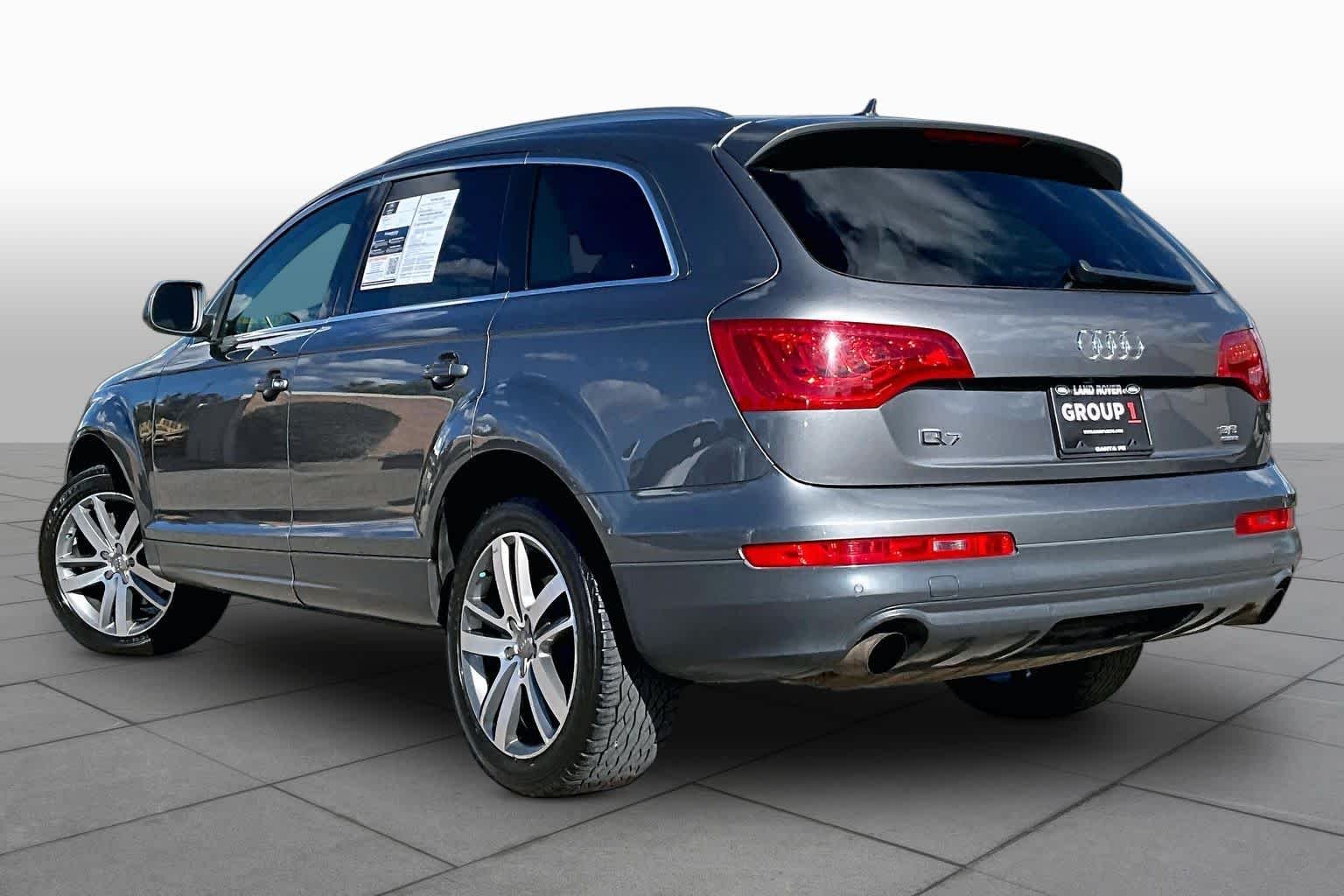 Used 2010 Graphite Gray Metallic Audi 3.6L Premium Plus image 11