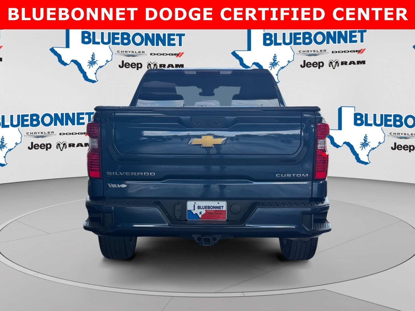 Used 2022 Northsky Blue Metallic Chevrolet Custom image 6