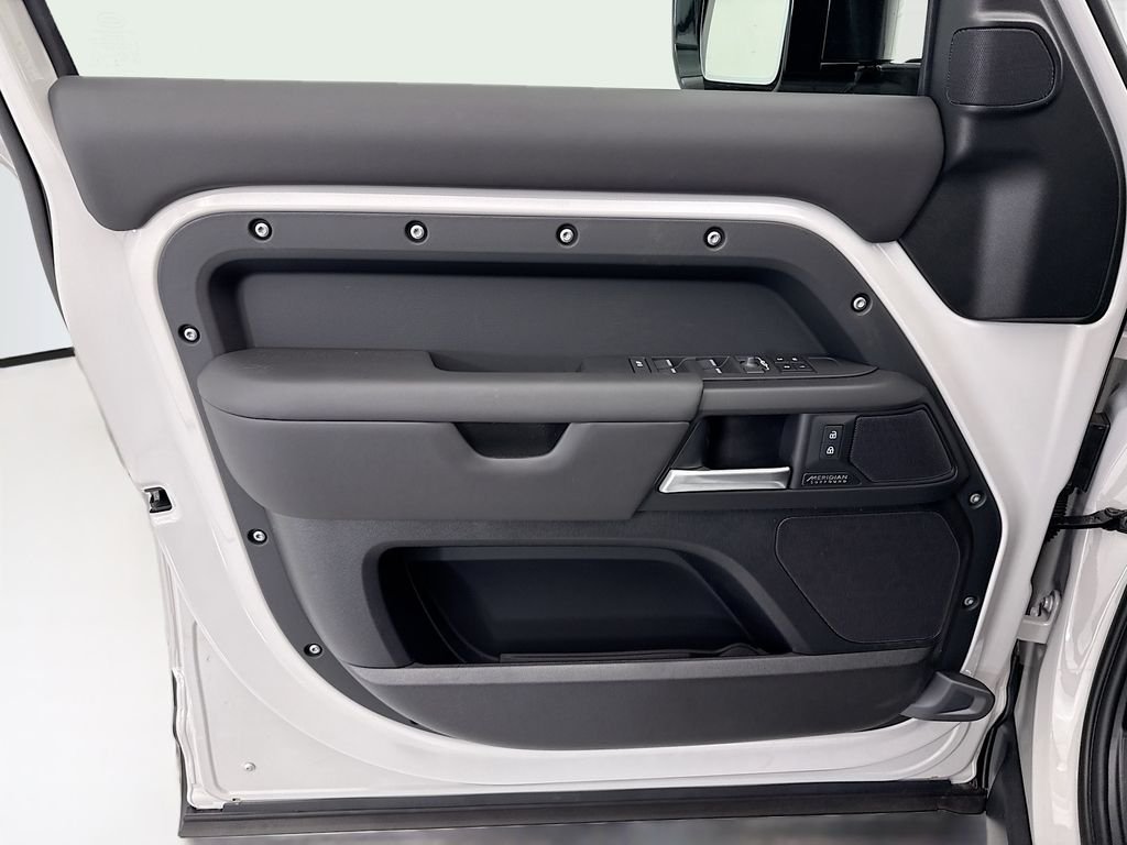 New 2026 Borasco Grey Land Rover X-Dynamic SE image 23