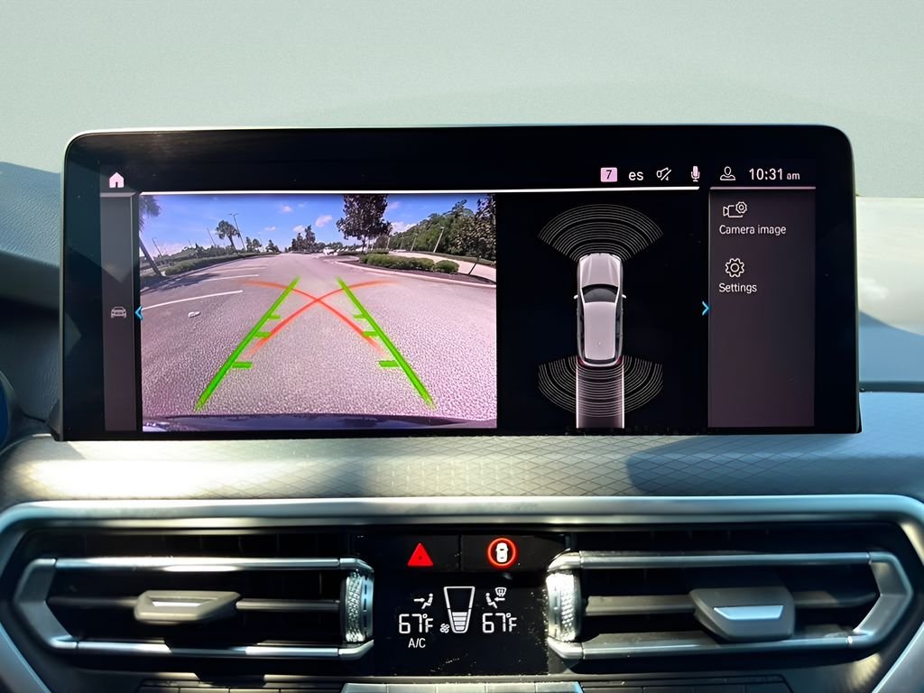 Used 2022 Black BMW xDrive30i image 16