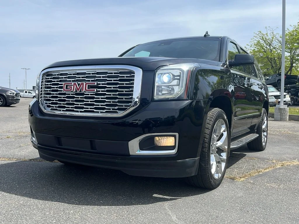 Used 2018 Onyx Black GMC Denali image 40