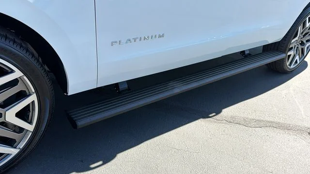 New 2027 Star White Metallic Tri-Coat Ford MAX Platinum image 11
