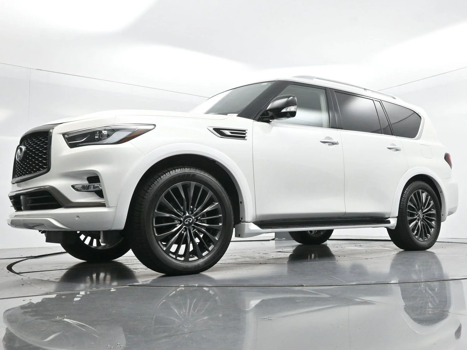 Used 2023 Moonstone White INFINITI PREMIUM SELECT image 60