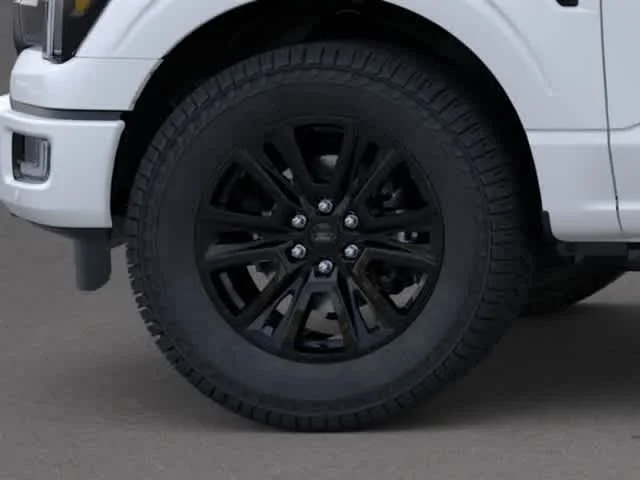 New 2026 Star White Metallic Tri-Coat Ford Platinum® image 41