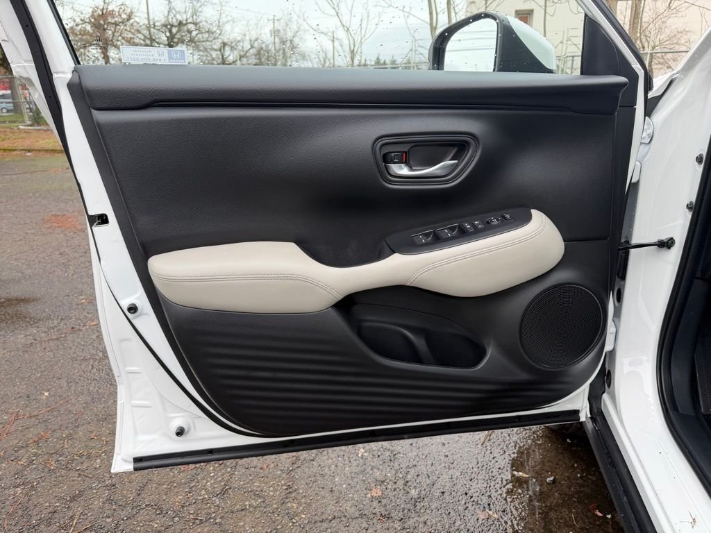 2026 Honda HR-V LX - Photo 11