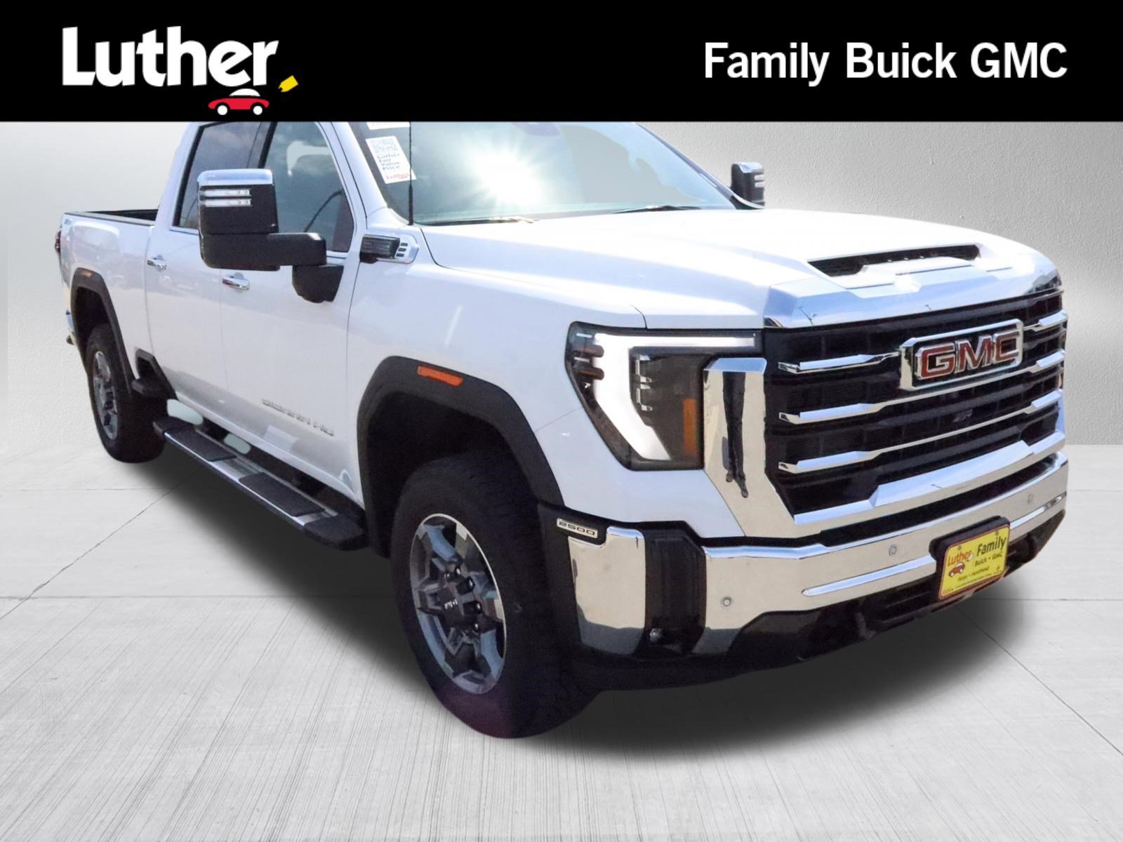 2026 GMC Sierra 4WD Crew Cab Standard Box SLT's photo