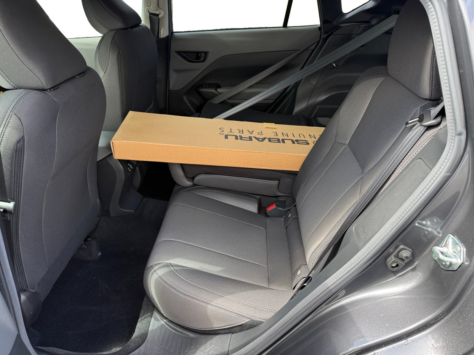 New 2026 MAGNETITE GRAY PEARL Subaru Premium image 16
