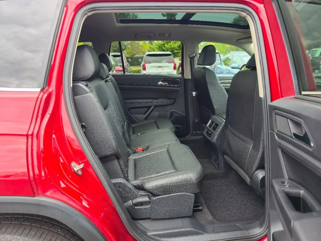 2019 Volkswagen Atlas SE w/Tech - Photo 25