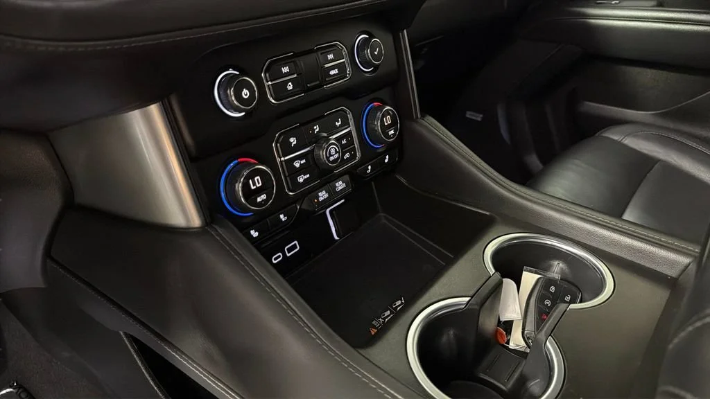 Used 2021 BLACK Chevrolet LT image 23