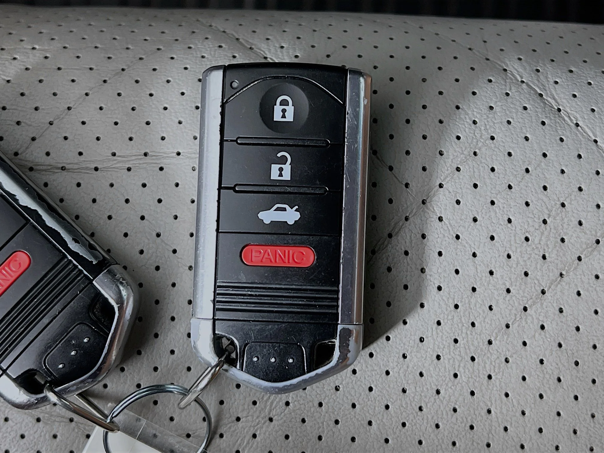Used 2012 Silver Acura ADVANCE AUTO image 12