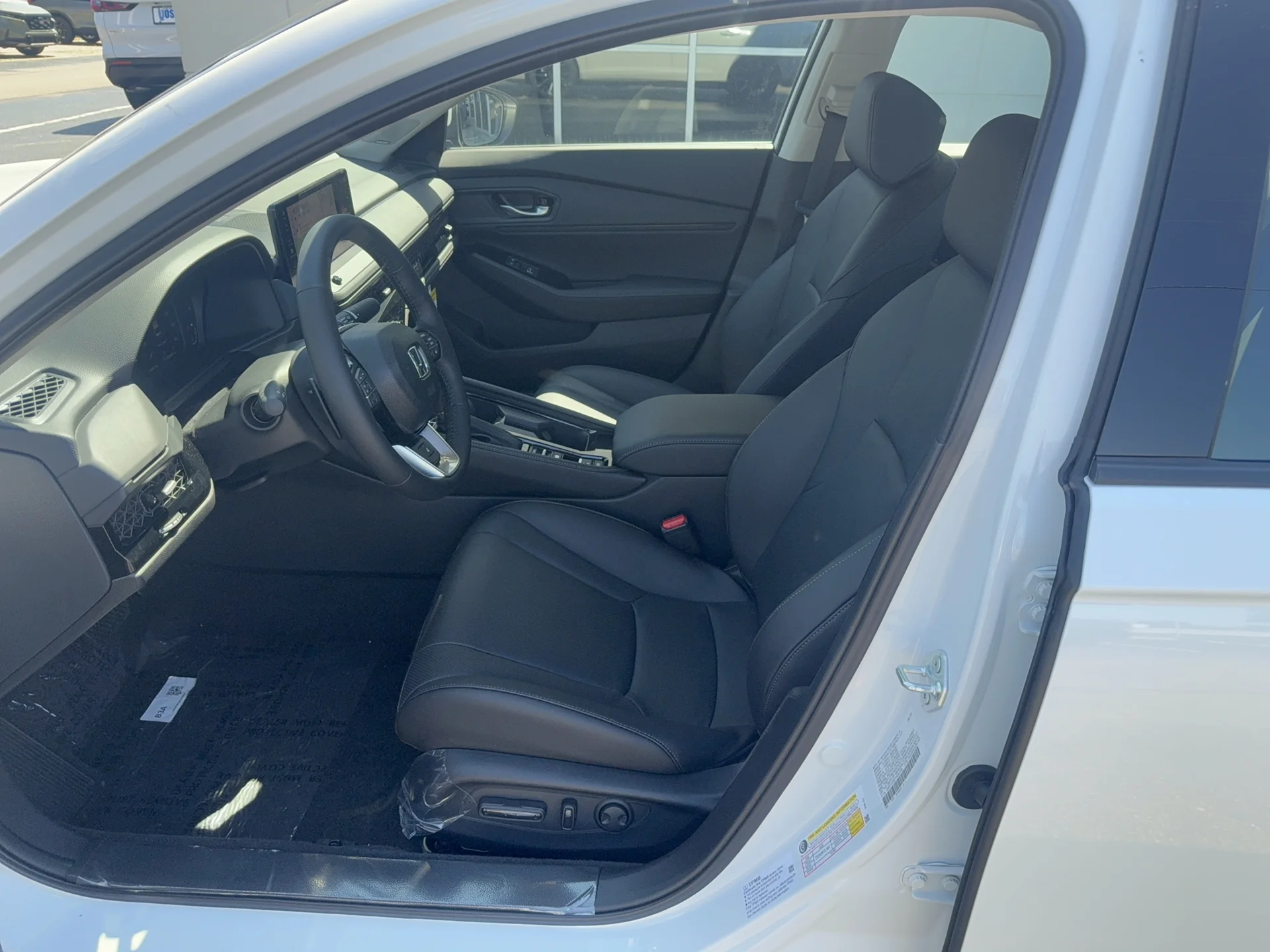 New 2026 Platinum White Pearl Honda Touring image 10