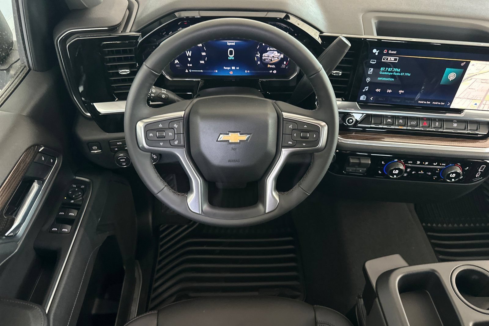 2026 Chevrolet Silverado 1500 LT - Photo 14