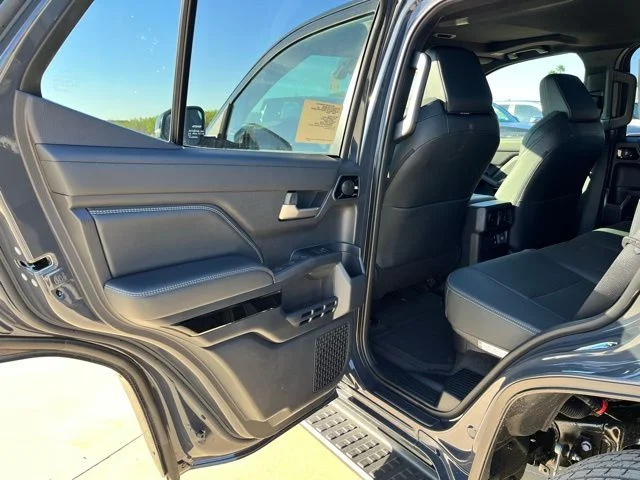 2025 Toyota 4Runner Limited - Photo 17