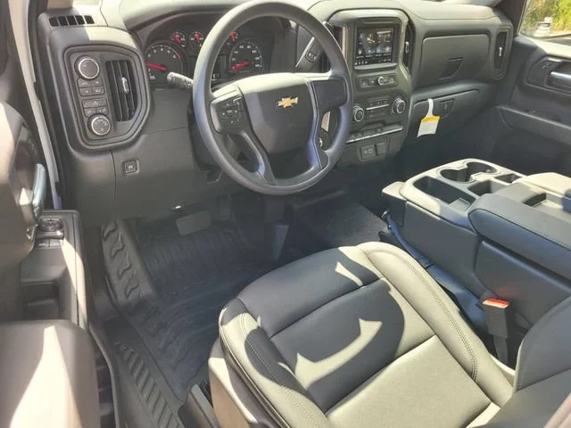 New 2025 Summit White Chevrolet WT image 17
