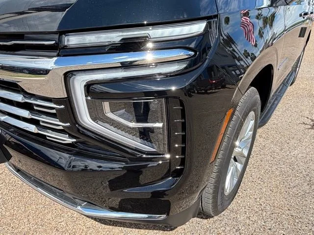 2026 Chevrolet Suburban Premier - Photo 7