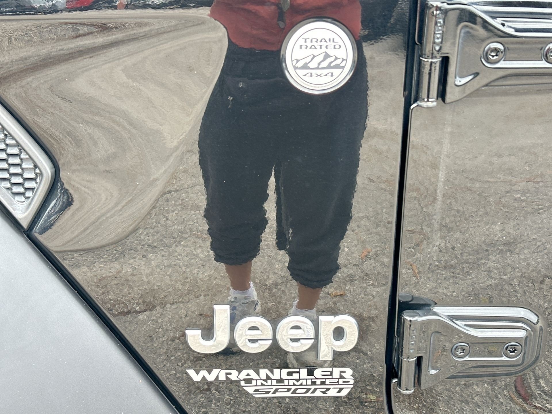 Used 2018 Black Jeep Sport S 4x4 image 30