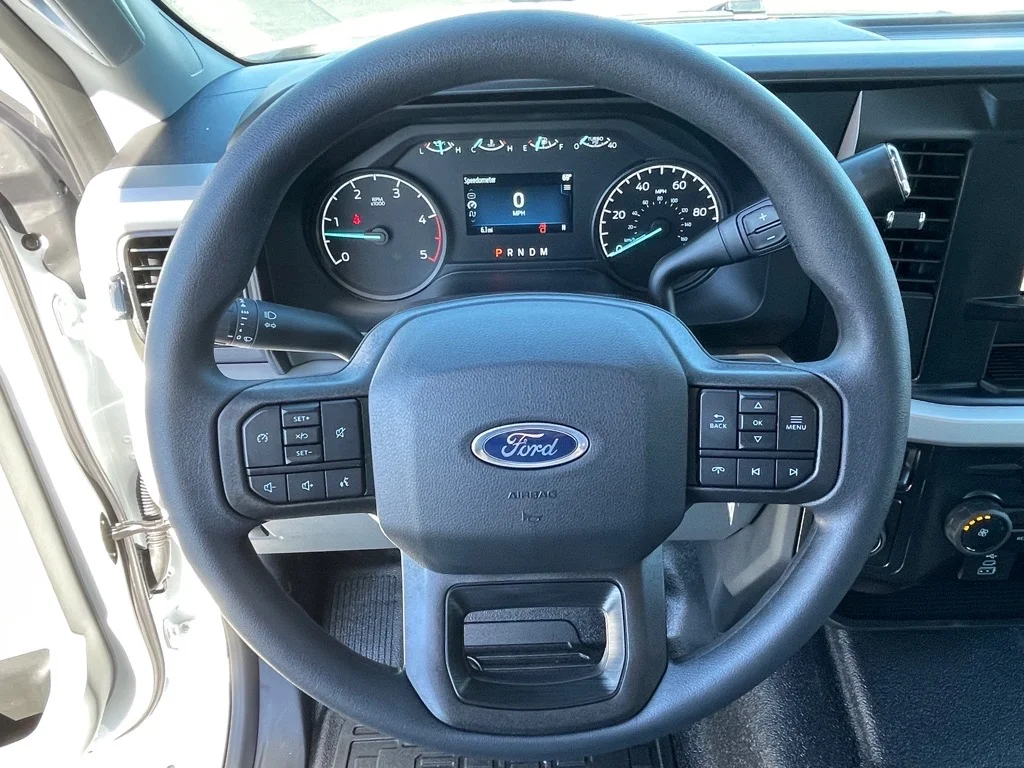 2026 Ford F-350 Super Duty XL - Photo 9