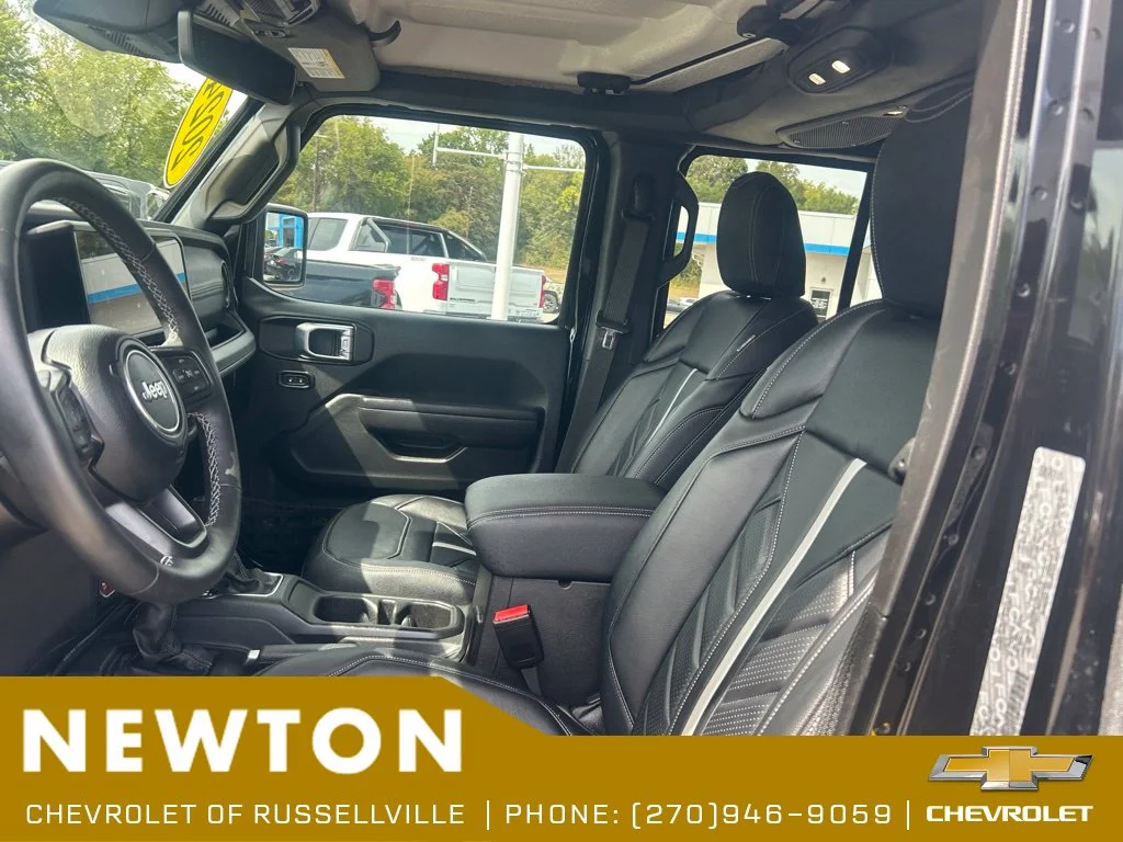Used 2024 Black Jeep Rubicon image 4