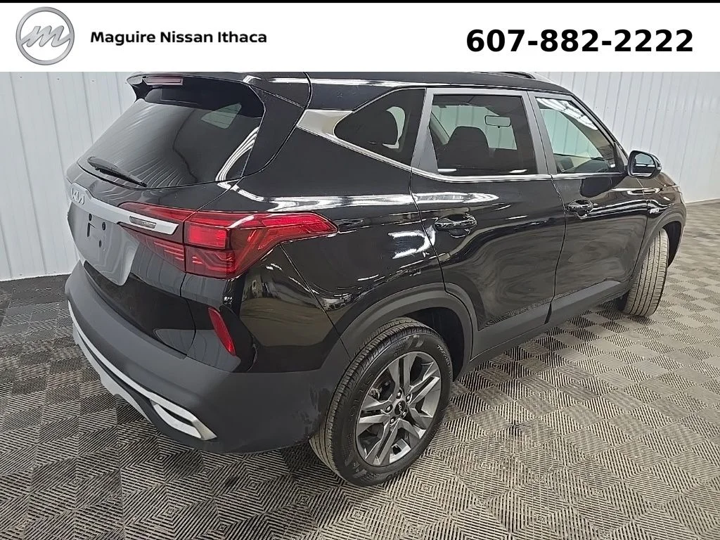 Used 2023 Cherry Black Kia S image 11