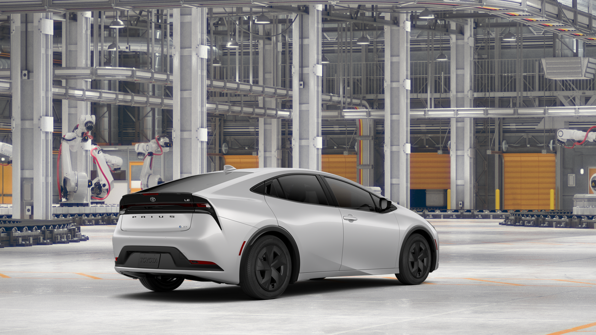 New 2027 Cutting Edge Toyota LE image 10