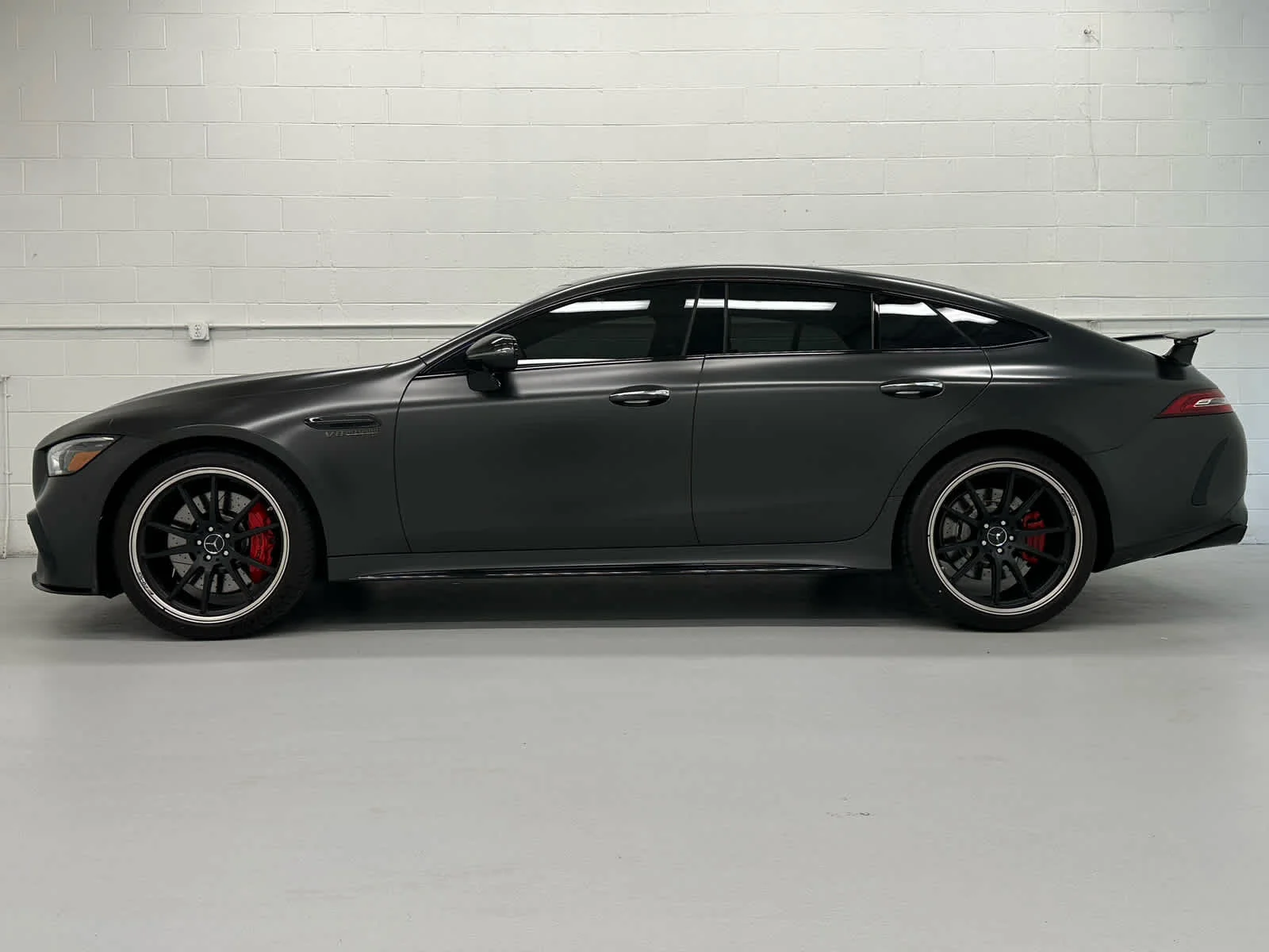 Used 2023 MANUFAKTUR Graphite Grey Magno Mercedes-Benz AMG® GT 63 image 3