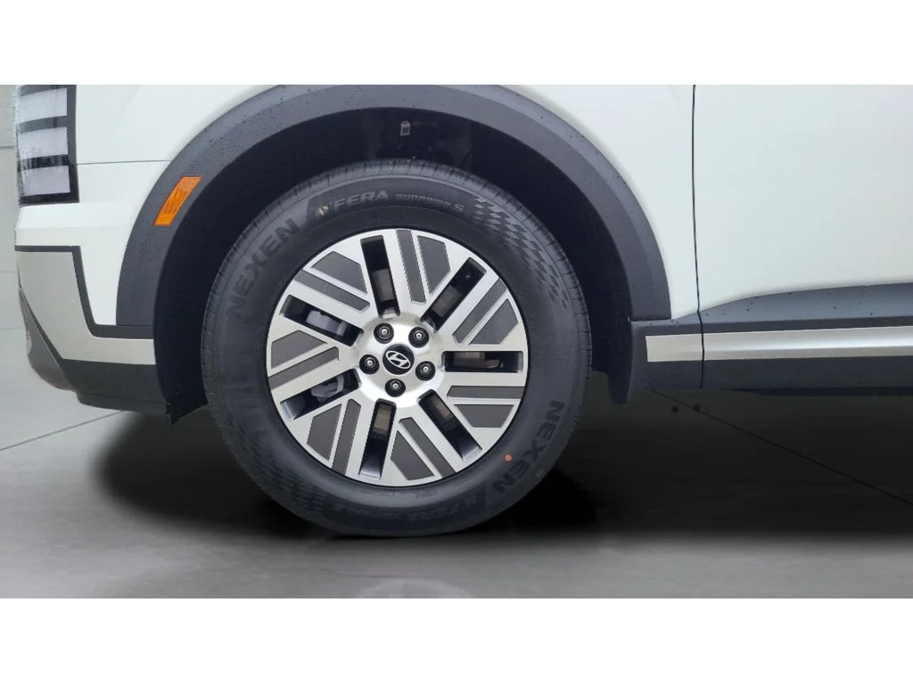 New 2026 Creamy White Pearl Hyundai SEL 7P image 28