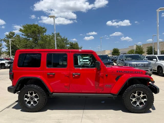 Used 2022 Red Clearcoat Jeep Unlimited Rubicon image 5