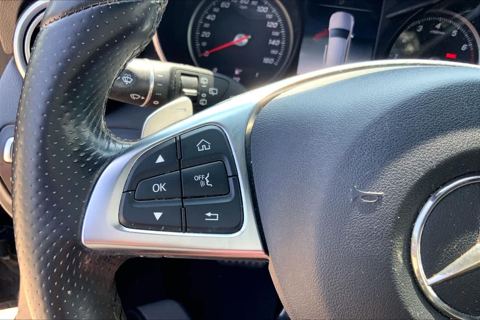 Used 2019 Black Mercedes-Benz GLC 300 image 23