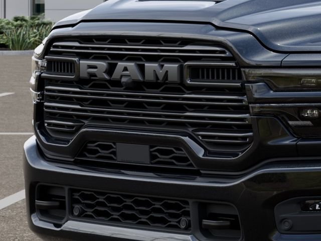 New 2026 Diamond Black Crystal Pearl-Coat Exterior Paint RAM Laramie image 11