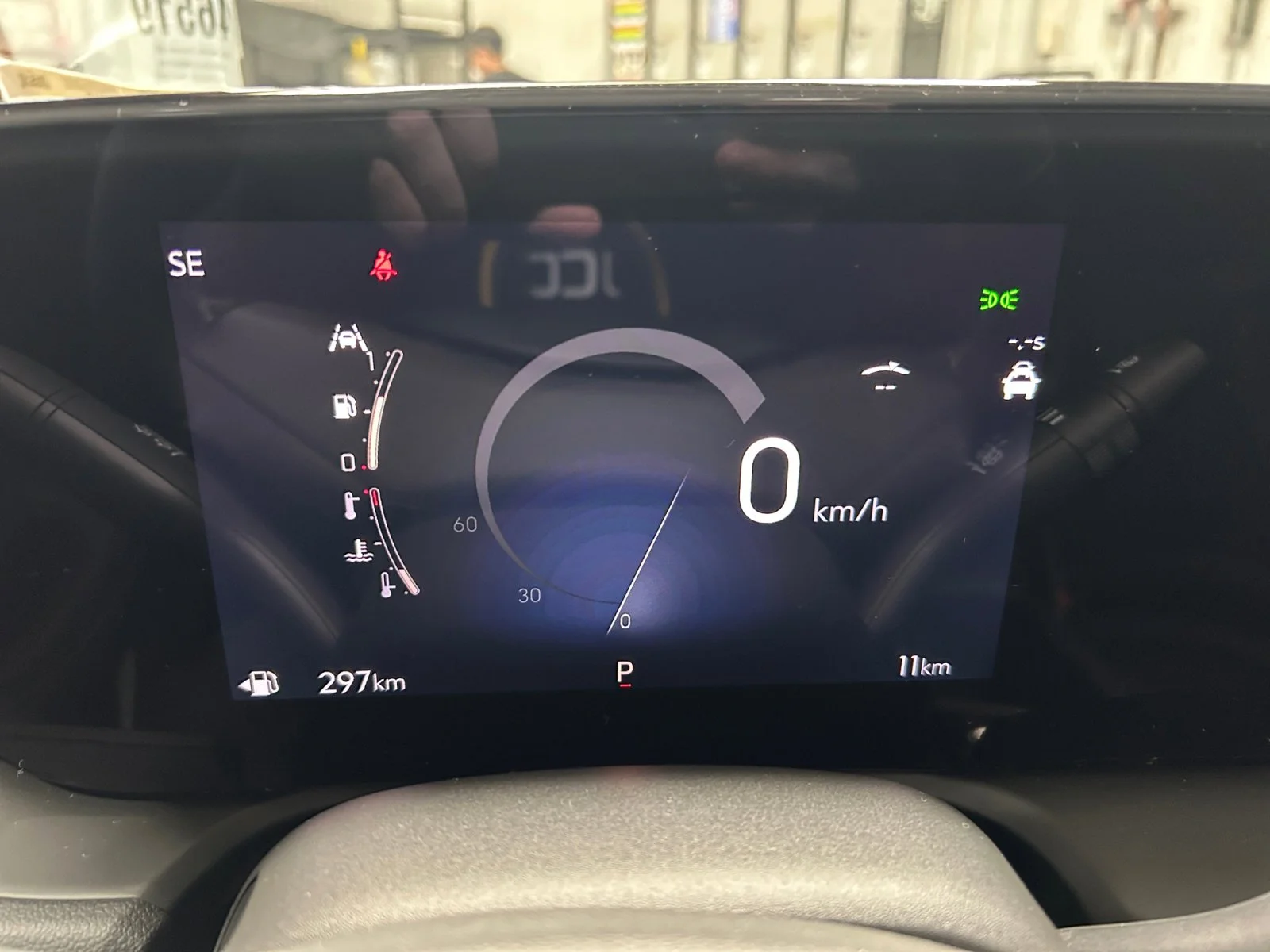 New 2026 White Frost Tricoat Buick Avenir AWD image 21