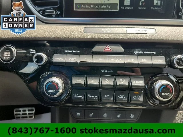Used 2020 White Kia SX image 36