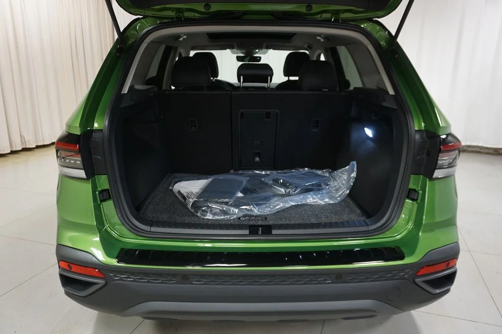 New 2026 Moss Green Volkswagen 1.5T SE Black image 24